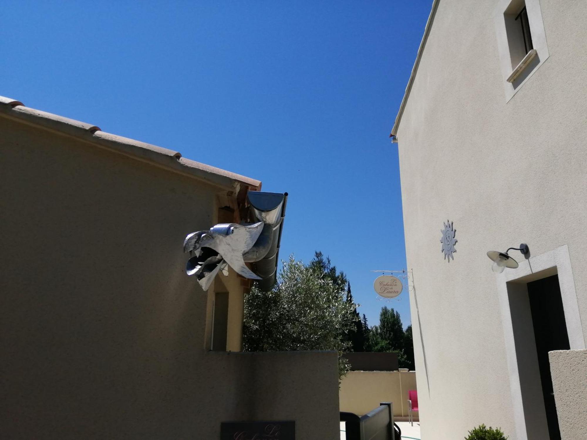 فيلا Le Cabanon De Laura LʼIsle-sur-la-Sorgue المظهر الخارجي الصورة